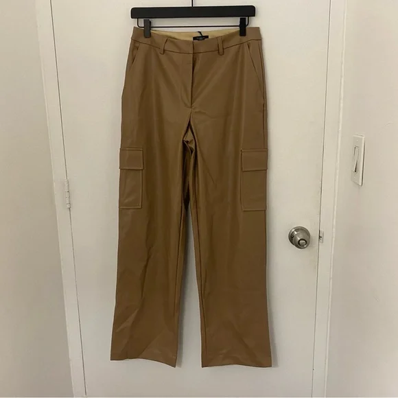 Halogen wide leg pleather cargo pant NWT - Picture 5 of 7